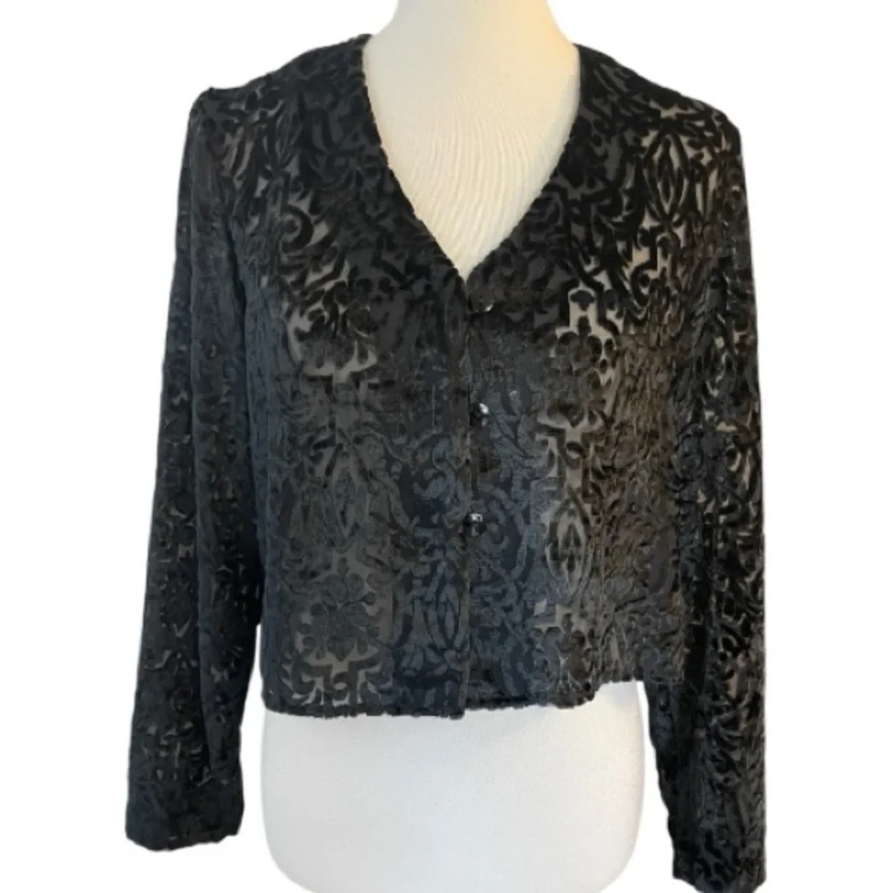 Black Burnout Velvet Cropped Jacket